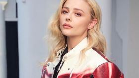 Atriz Chloë Grace Moretz assume homossexualidade ao declarar voto nas eleições