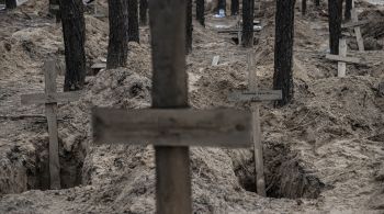 O Ministério da Defesa ucraniano informou que pelo menos 440 túmulos "não marcados" foram encontrados na cidade de Izium nos últimos dias