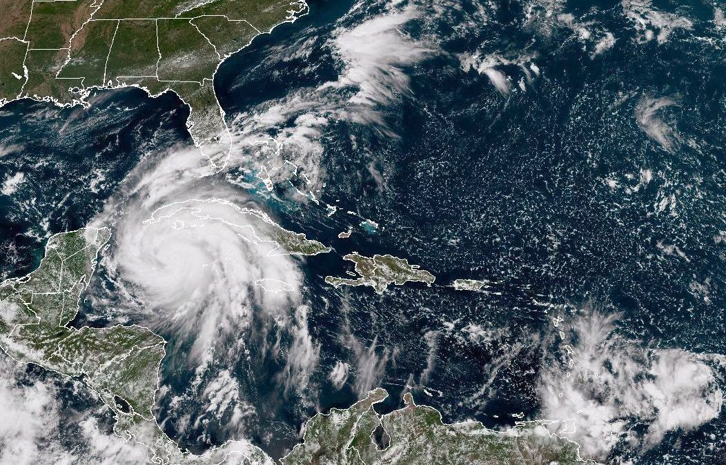 Imagem de satélite mostra o furacão Ian próximo de Cuba