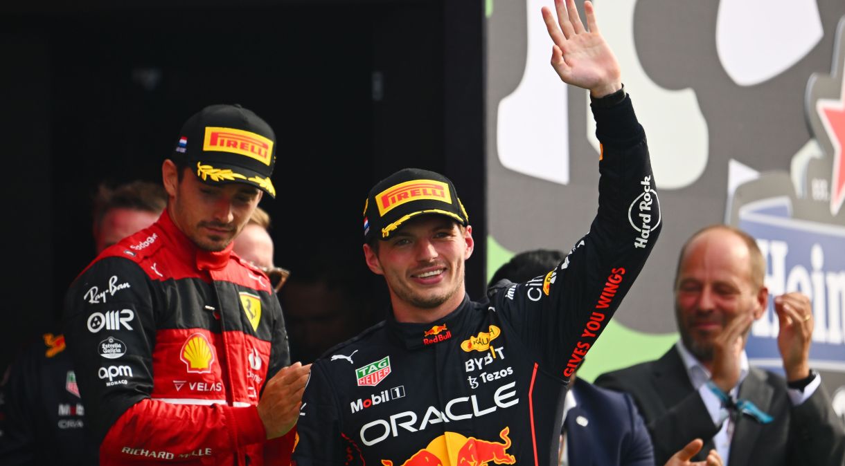Max Verstappen, da Red Bull, venceu o GP da Holanda pelo segundo ano consecutivo neste domingo (4)