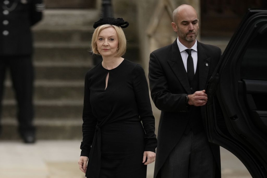 Primeira-ministra do Reino Unido, Liz Truss, chega à Abadia de Westminster para o funeral da rainha Elizabeth II