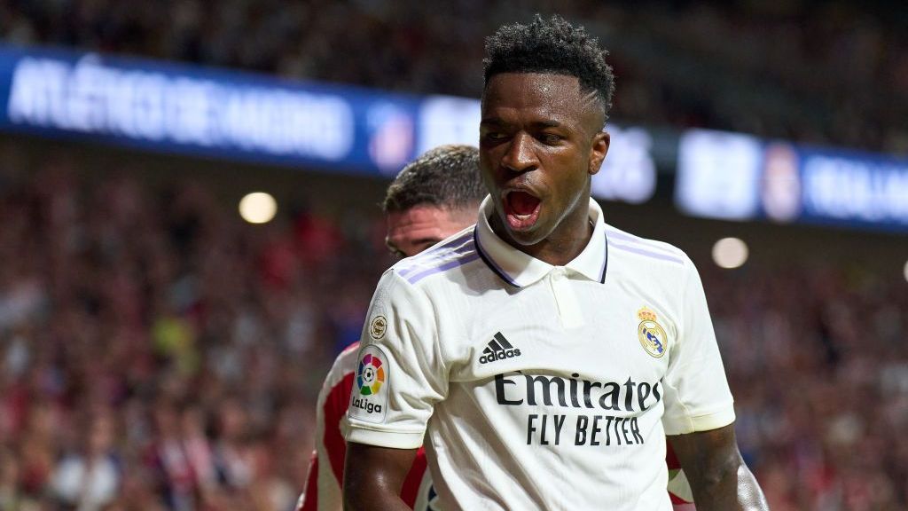 Vinicius Junior do Real Madrid reage durante a partida da LaLiga Santander entre Atlético de Madrid e Real Madrid em 18 de setembro de 2022