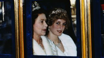 Silêncio inicial da monarca diante da morte da princesa Diana, ex-mulher de Charles, gerou mal-estar com parte da população e da imprensa britânica