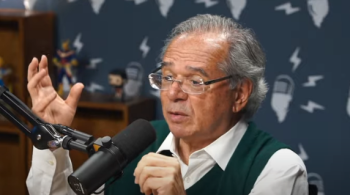  Durante participação no Flow Podcast, ministro da Economia relatou planos para a economia brasileira ao assumir ministério e comentou sobre teto de gastos e orçamento