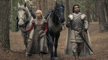 O mais recente episódio da prequela de "Game of Thrones" levantou polêmica nas mídias sociais sobre como os personagens LGBTQ são tratados e, mais especificamente, mortos em dramas de TV