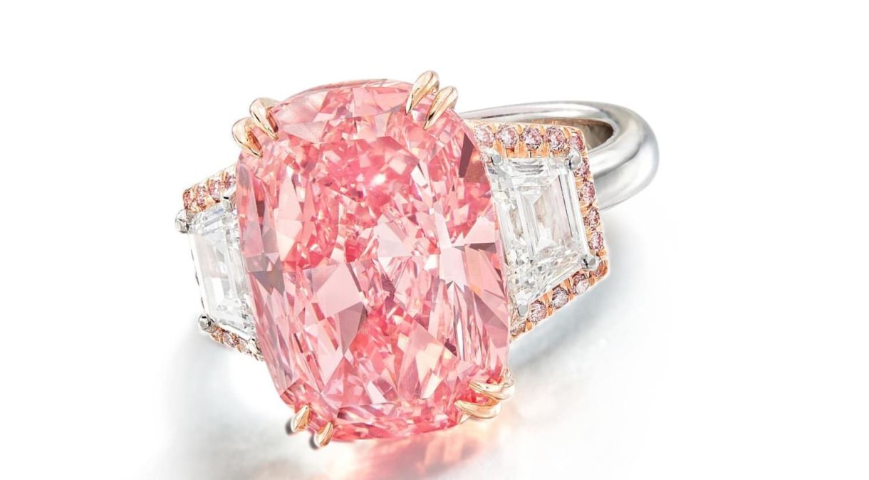 Diamante rosa de 11,15 quilates vai a leilão em Hong Kong