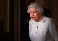 Homem se declara culpado por ameaça de morte à rainha Elizabeth II em 2021