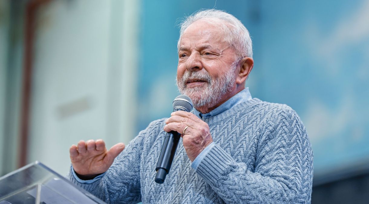 Cármen Lúcia manda remover dez vídeos no quais Lula teria falsamente criticado enfermeiros