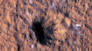 Cratera formada após a colisão tem 150 metros de diâmetro e 21 metros de profundidade