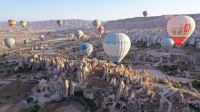 Dois turistas morrem após pouso forçado de balão na Turquia