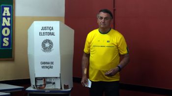 Presidente e candidato à reeleição pelo PL falou com a imprensa antes e depois de votar; ele disse acreditar no "data povo" e que "vença o melhor"