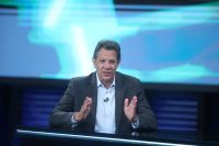 Haddad defende reposição do salário mínimo estadual pela inflação e diz ser contra privatização da Sabesp