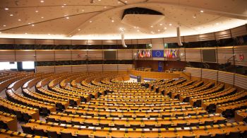 Um total de 99 dos 100 membros da Assembleia Parlamentar do Conselho da Europa votaram a favor da resolução