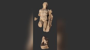 Os arqueólogos explicam que as estátuas costumavam decorar edifícios e espaços públicos em Constantinopla, agora Istambul, na Turquia; Hércules é um herói da mitologia grega, filho de Zeus e da mortal Alcmena