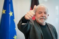 Lula deverá compor ministério com nomes além do PT, avalia cientista política