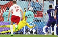 Conheça a história do goleiro polonês que pegou pênalti de Messi na Copa