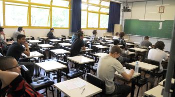 Ministro da Educação, Victor Godoy, avaliou que o exame foi um "sucesso" e que abstenção ficou dentro da margem histórica