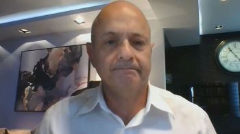 Em entrevista nesta terça-feira (22), Aod Cunha, comentarista de Economia da CNN, avaliou como os mercados têm reagido às sinalizações do governo eleito de Luiz Inácio Lula da Silva (PT) e ao furo no teto de gastos, proposto pela PEC do Estouro