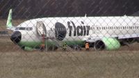 Avião sai da pista no aeroporto de Waterloo, no Canadá