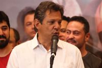 Haddad faz discurso de ministro, mas não tira dúvidas do mercado sobre regime fiscal