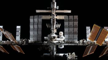 Caminhada espacial desta terça-feira (15) é a primeira da Nasa desde março e a estreia dos astronautas Josh Cassada e Frank Rubio fora das instalações
