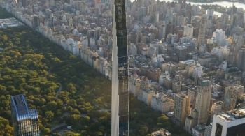 Studio Sofield, com sede em Nova York, revelou os interiores da Steinway Tower, a recém-construída e que tem 435 metros de altura com vista para o Central Park