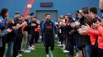 Ídolo argentino se reapresentou ao clube francês nesta quarta-feira (4) após conquistar a Copa do Mundo