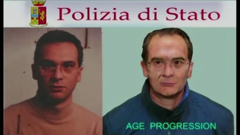 Cartaz da polícia à procura do mafioso Matteo Messina Denaro