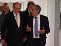 CNI entrega a Alckmin plano de ações com prioridades para o setor industrial