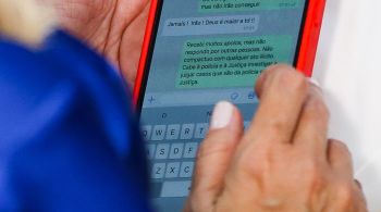 Em mensagem no celular, Daniela Carneiro admitiu o desconforto com o noticiário, que revelou a participação de família de miliciano em sua campanha