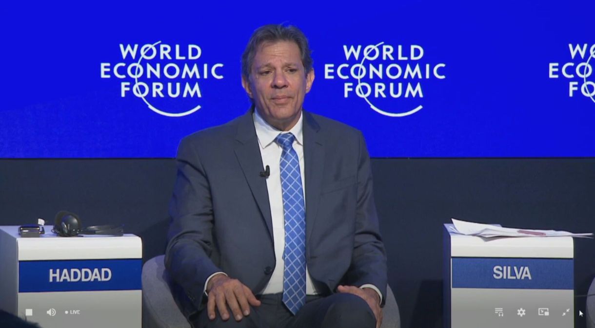 Fernando Haddad, ministro da Fazenda, em painel no Fórum Econômico Mundial, em Davos, na Suíça