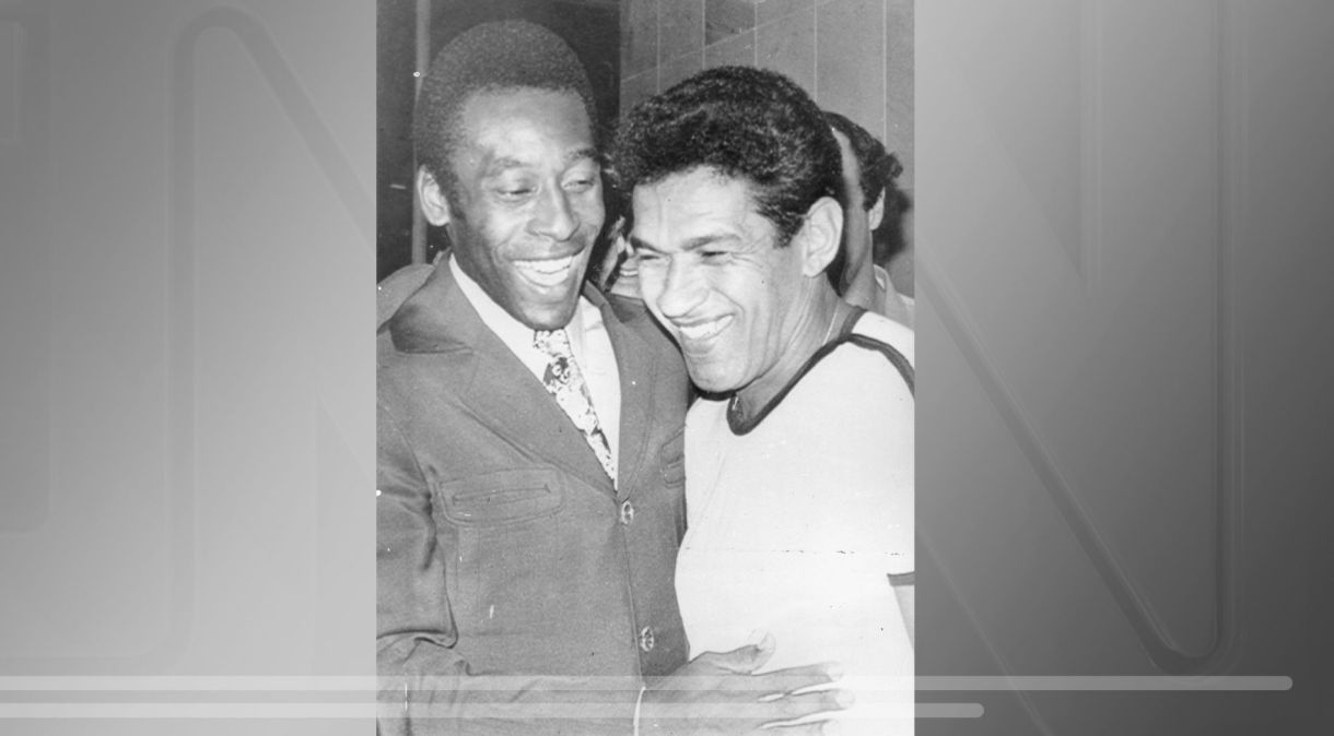 Pelé e Garrincha foram campeões mundiais em 1958 e 1962