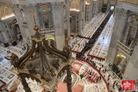 Multidão participa de velório de Bento XVI na Basílica de São Pedro