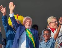 Conheça Francisco, menino que subiu a rampa com Lula; “Representei as crianças pretas”