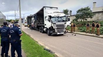 Governo paranaense disse que, então, militares estaduais "seguiram os rastros dos estragos deixados pelo caminho até que localizaram o veículo e o condutor"