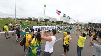 Flávio Dino, que chefia a pasta da Justiça, afirmou em redes sociais que estão sendo enviados reforços para controlar invasão ao Congresso Nacional