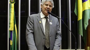 De volta ao Congresso, deputado se lança na disputa contra Arthur Lira se diz contrário a permanência do Centrão no comando da Casa