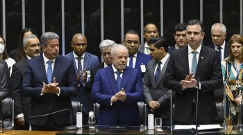 Luiz Inácio Lula da Silva (PT) foi empossado neste domingo (1º) ao lado do vice-presidente Geraldo Alckmin (PSB)