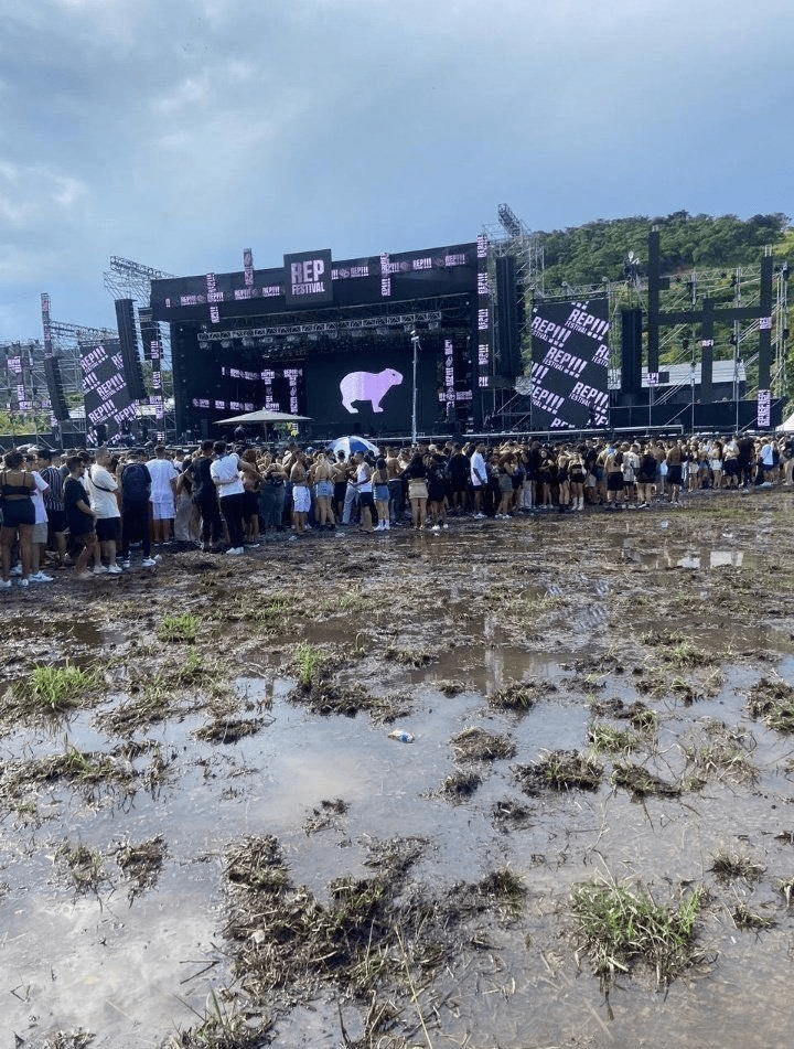 Após lama, cobras e cancelamento, organização do Rep Festival pode ser multada em R$ 12 milhões