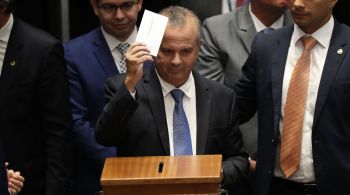 Candidato bolsonarista perdeu eleição para Rodrigo Pacheco nesta quarta (1º) em disputa acirrada pelo comando da Casa