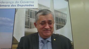João Guimarães (PT-CE) afirmou que os mais de 150 pedidos de impeachment contra o ex-presidente são “firulas autoritárias” 