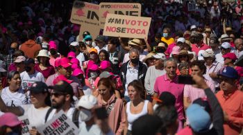 Manifestações são contra a aprovação de uma grande reforma do Instituto Nacional Eleitoral (INE)