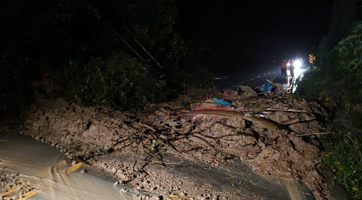 Cidade no litoral norte paulista registrou três novos deslizamentos na madrugada desta terça-feira (28).