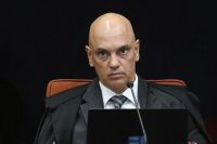 Moraes envia perícia da minuta ao TSE e corregedor inclui em ação contra Bolsonaro