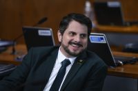 Randolfe e Renan representam contra Marcos do Val no Conselho de Ética do Senado