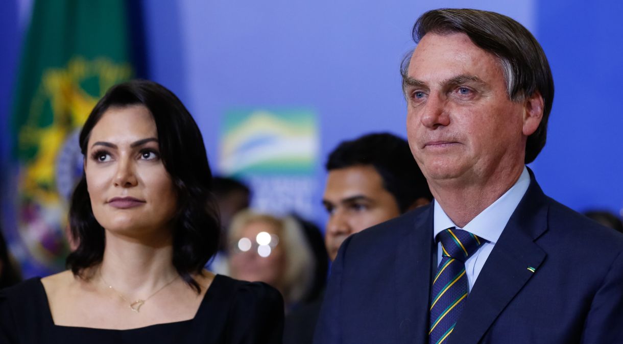 Bolsonaro, Michelle e aliados do casal prestarão depoimento simultâneo à PF sobre joias nesta quinta-feira (31)