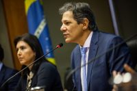 Pacote de Haddad mira até R$ 150 bi em arrecadação extra para ficar de pé