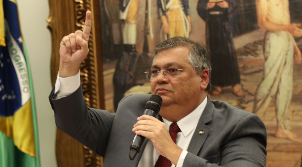 O ministro da Justiça, Flávio Dino, durante audiência na CCJ da Câmara