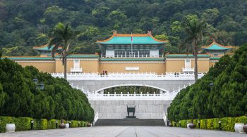 Coleção do Museu do Palácio Nacional é um grande ponto de discórdia entre Taiwan e China, já que muitas de suas peças mais conhecidas foram levadas do continente chinês para Taiwan pelos nacionalistas quando perderam a guerra civil para os comunistas em 1949
