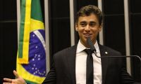 Nikolas Ferreira é eleito presidente da Comissão de Educação da Câmara